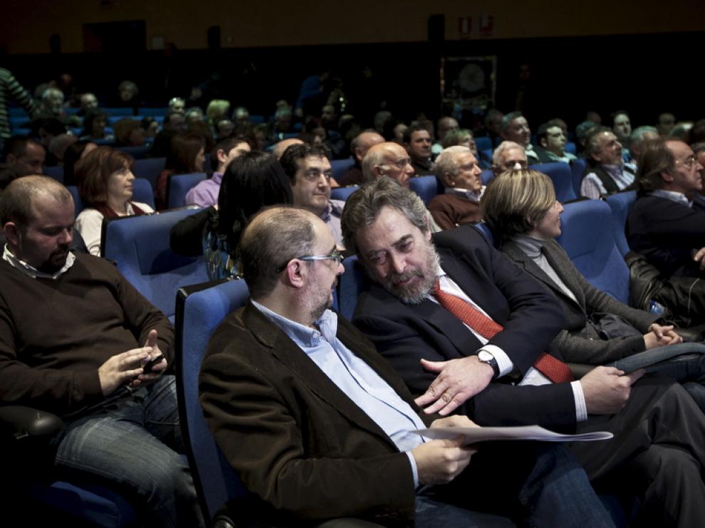 500 alcaldes socialistas aragoneses analizaron en Zaragoza la reforma de la ley de Administración Local.