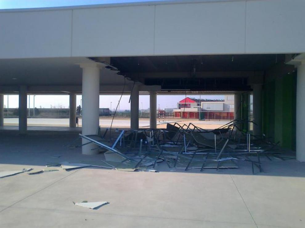 Efectos del viento en el colegio Los Albares