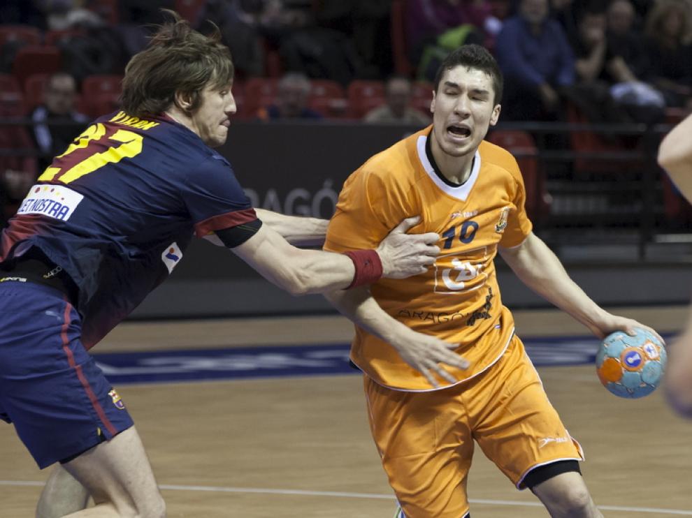 Partido del BM Aragón.