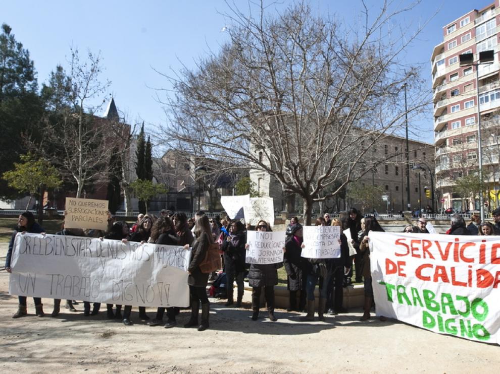 Huelga de los trabajadores de Servicios de Teleasistencia en Zaragoza