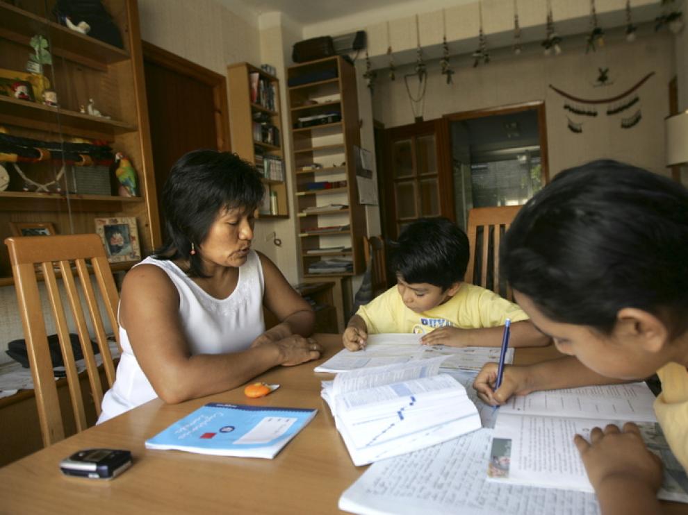 Una familia que se acogió a la reagrupación en 2008