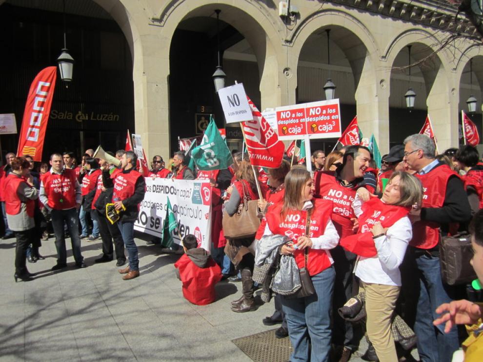 Manifestación de trabajadores de Caja3