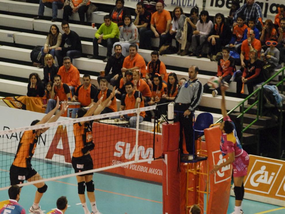 Los turolenses se impusieron por 3-0 al Cajasol Juvasa en un partido más complicado disputado, pese a la contundencia del marcador