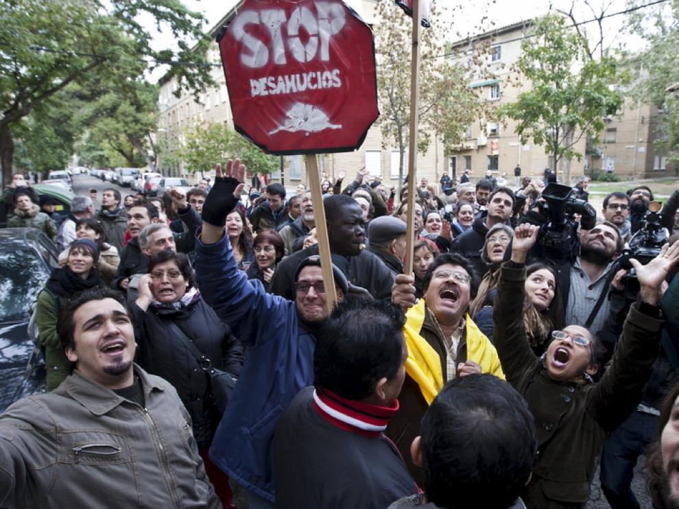 Miembros de Stop Desahucios, durante una protesta