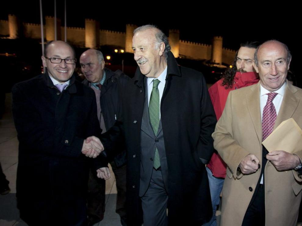 El seleccionador nacional de fútbol, Vicente del Bosque (c).