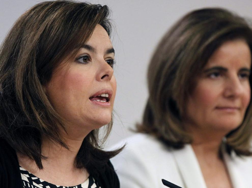 Soraya Saénz de Santamaría y Fátima Báñez