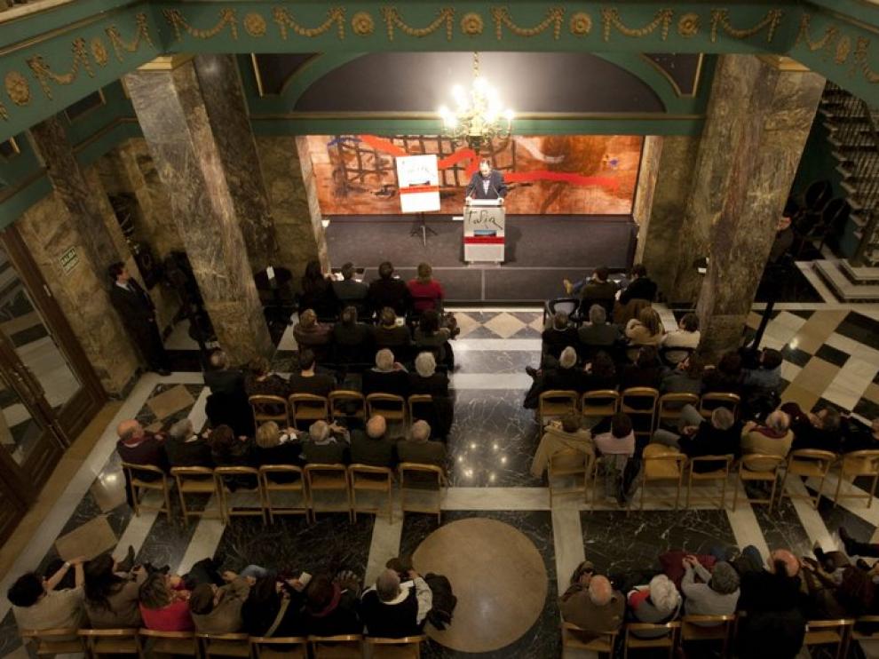 Presentación de la revista 'Turia' en el teatro Principal de Zaragoza