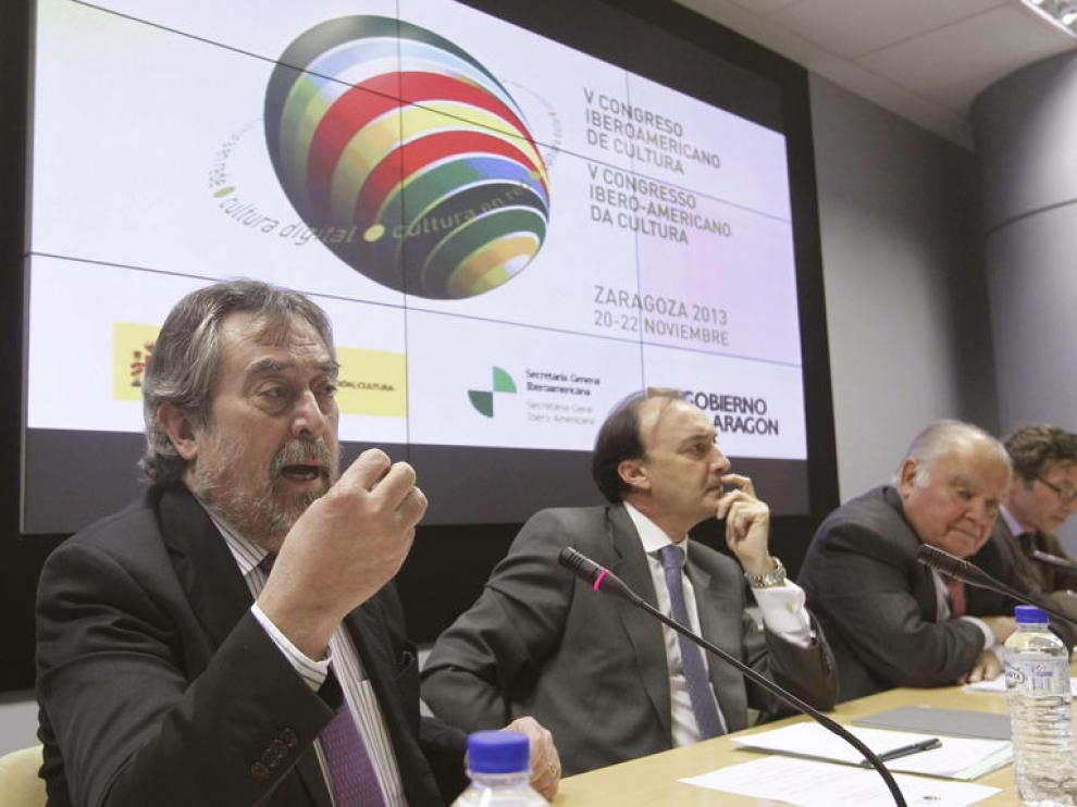 Belloch participó en la presentación en Madrid