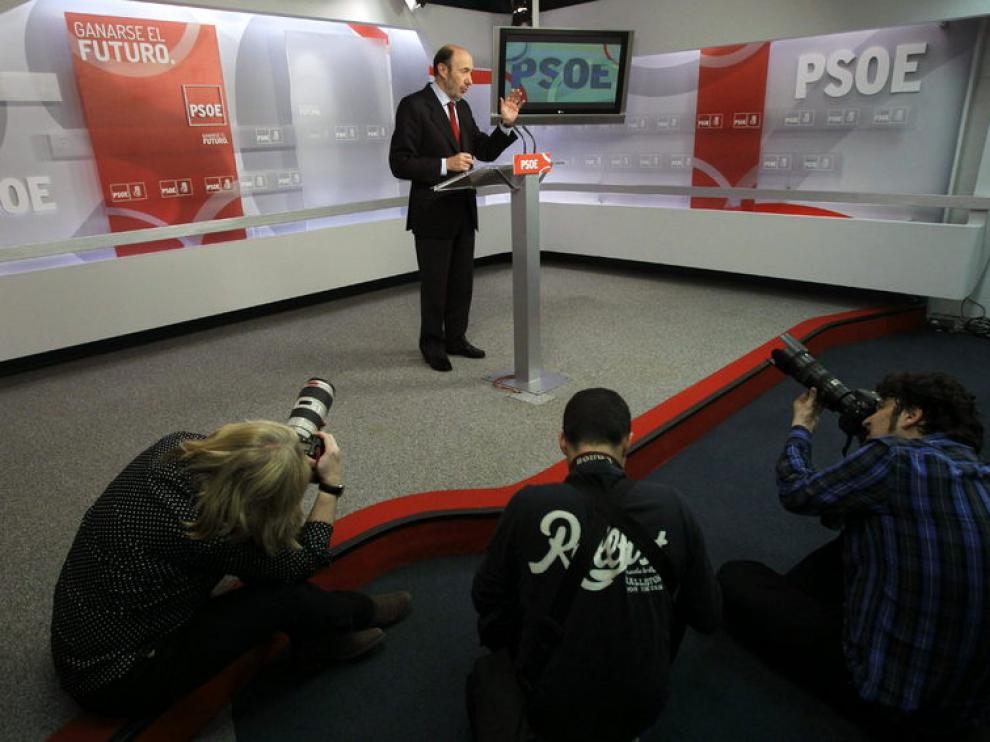 Rubalcaba en rueda de prensa