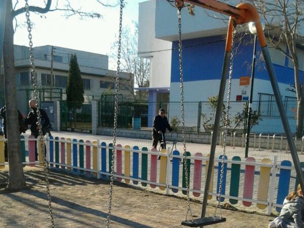 Estado en que se encuentra el parque infantil de la avenida de Salvador Allende de Zaragoza