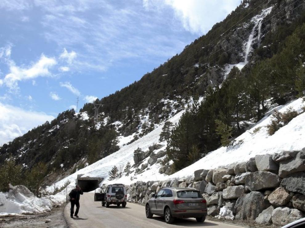 Carretera de acceso al Balneario de Panticosa