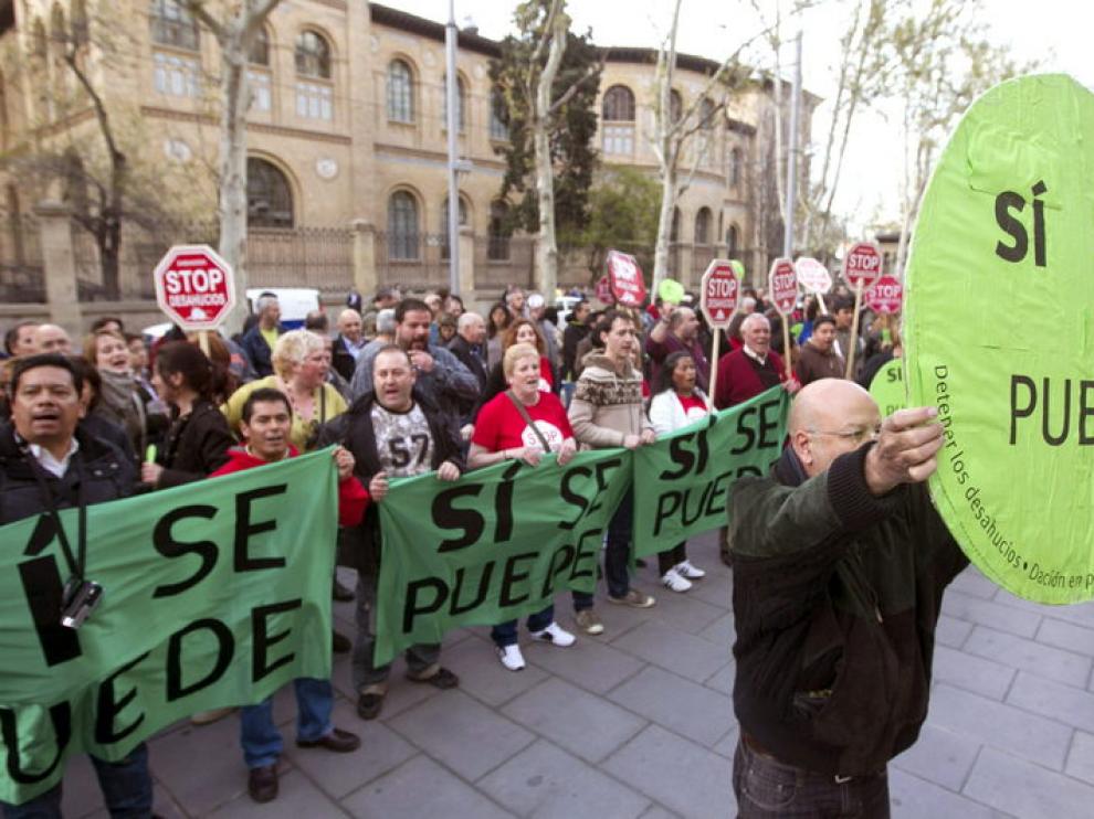 Protesta de Stop Desahucios en Zaragoza