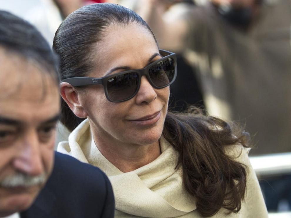Isabel Pantoja, llega a la Audiencia de Málaga