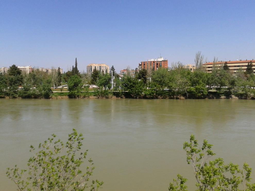 El barrio del Arrabal se asoma al Ebro