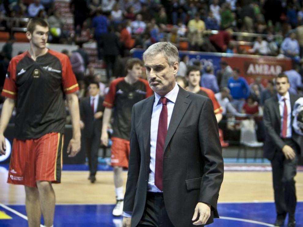Partido entre el CAI Zaragoza y el Blancos de Rueda
