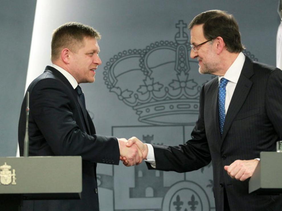 Mariano Rajoy con el primer ministro de la República Eslovaca, Robert Fico