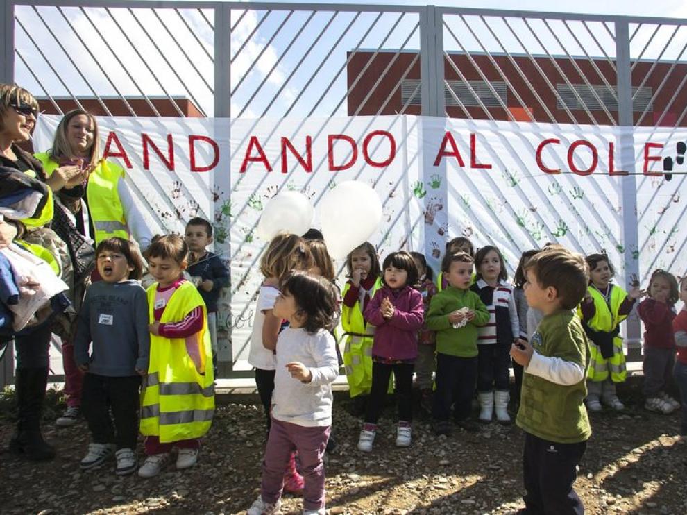 Una protesta de la plataforma Andando al Cole