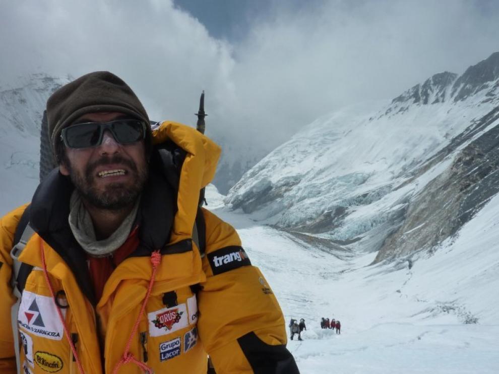 Carlos Pauner en su ascenso al Everest