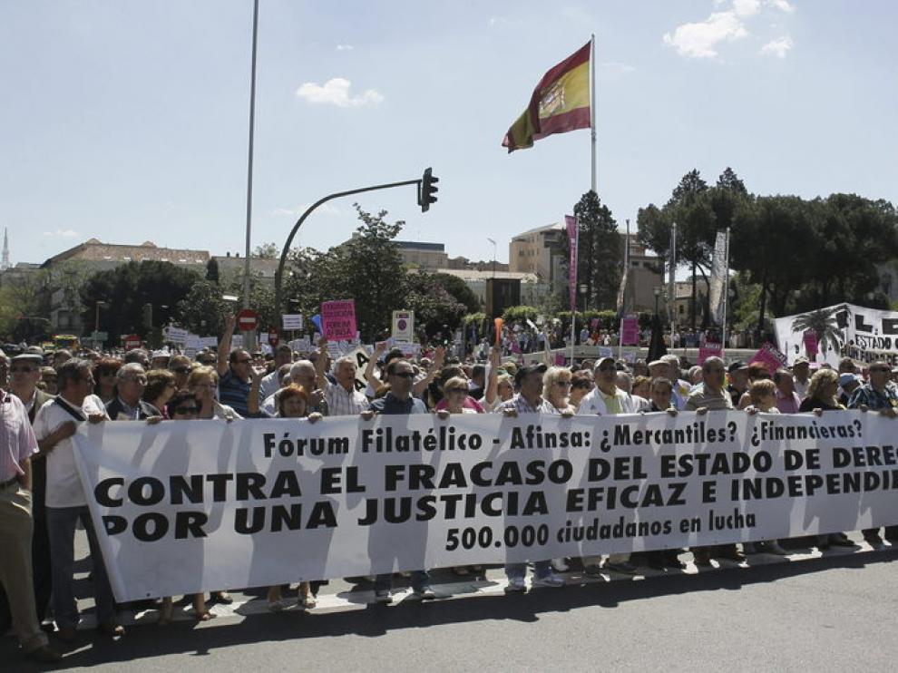 Los afectados de Fórum y Afinsa se han concentrado este sábado en varias ciudades españolas