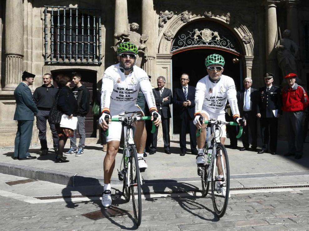 Luis y Francisco el día que iniciaron ru recorrido en Pamplona