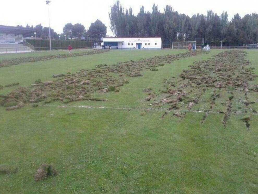Imagen del campo de fútbol de Tardienta