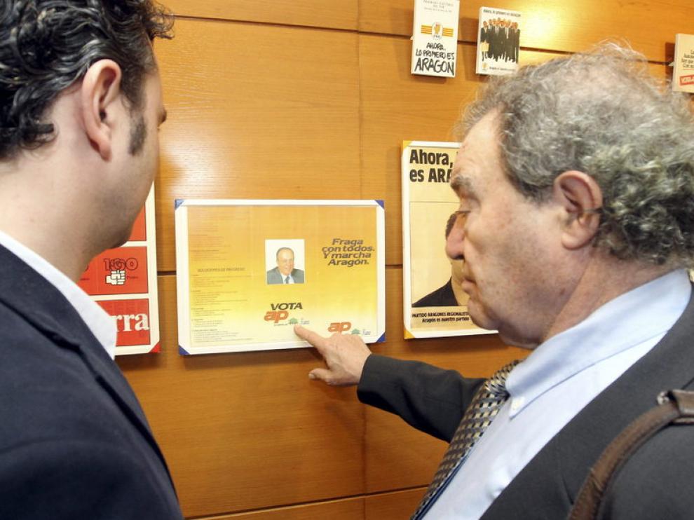 Exposición de carteles electorales