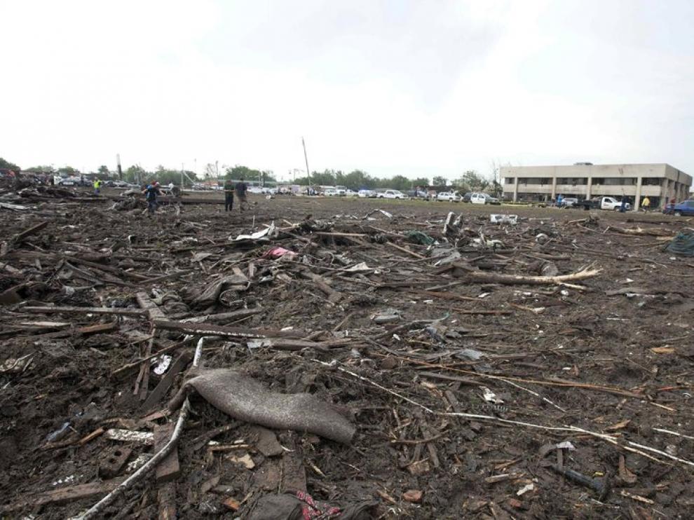Devastador tornado en Oklahoma