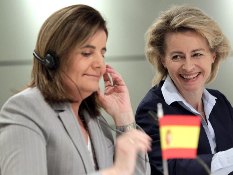 La ministra de Empleo, Fátima Báñez, y su homóloga alemana, Ursula Von der Leyen