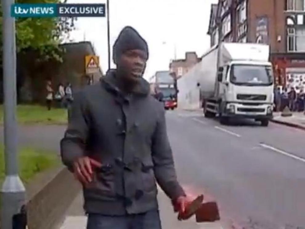 Londres activa la alerta antiterrorista tras la muerte de un soldado a machetazos