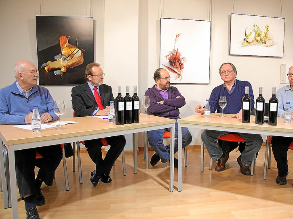 Gerry Dawes y Brad Haskel, a la derecha, durante la charla en La Gastroteca
