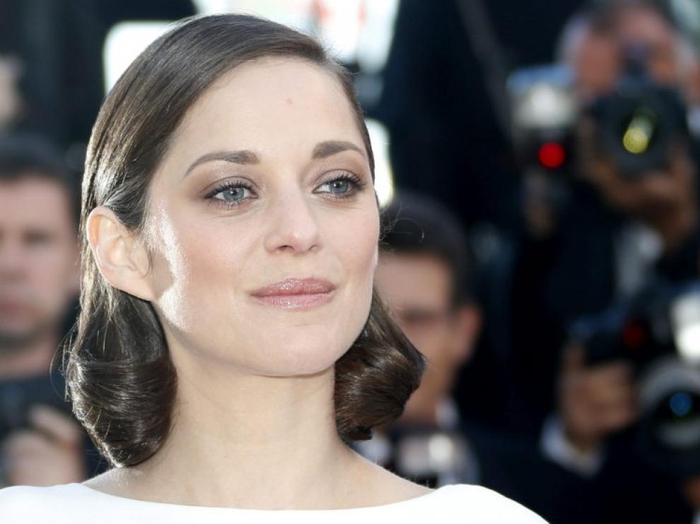 La alfombra roja de Cannes ha recibido a la francesa Marion Cotillard.