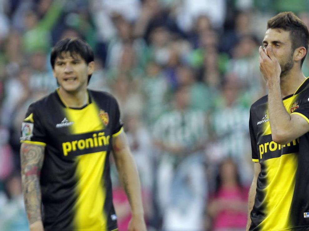 El 4-0 contra el Betis en Sevilla acerca a los zaragozanos a la Segunda División.