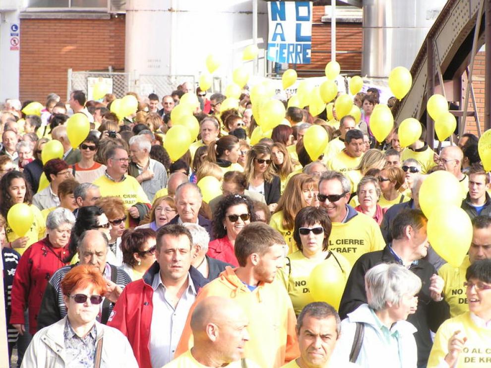 Marcha de apoyo a los trabajadores de Mondelez en Ateca