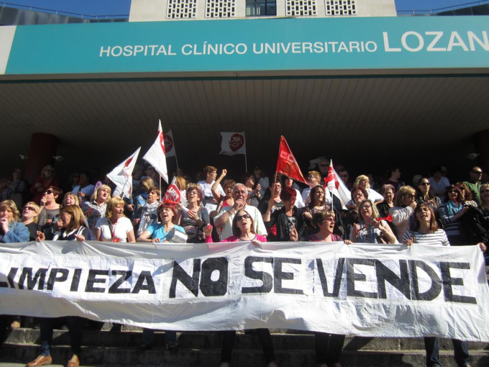 Pitada de las limpiadoras en el Clínico.
