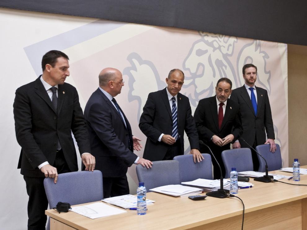 Los cinco miembros del consejo de Administración del Real Zaragoza