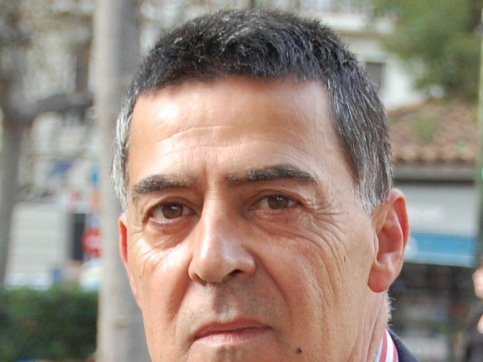 El escritor Félix Teira