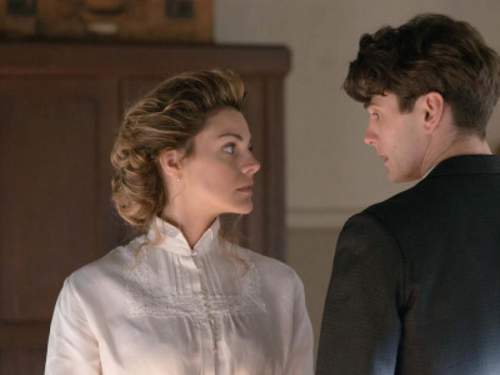 Julio y Alicia, dos de los protagonistas de 'Gran Hotel'