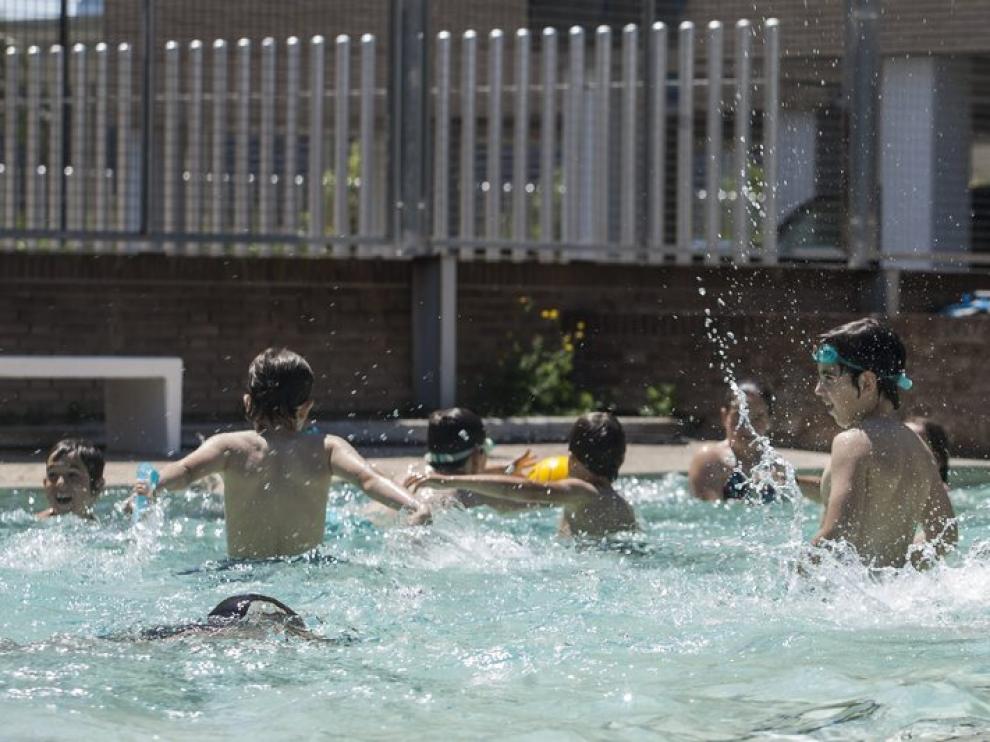 Piscina de 'El Huevo' en Zaragoza este sábado