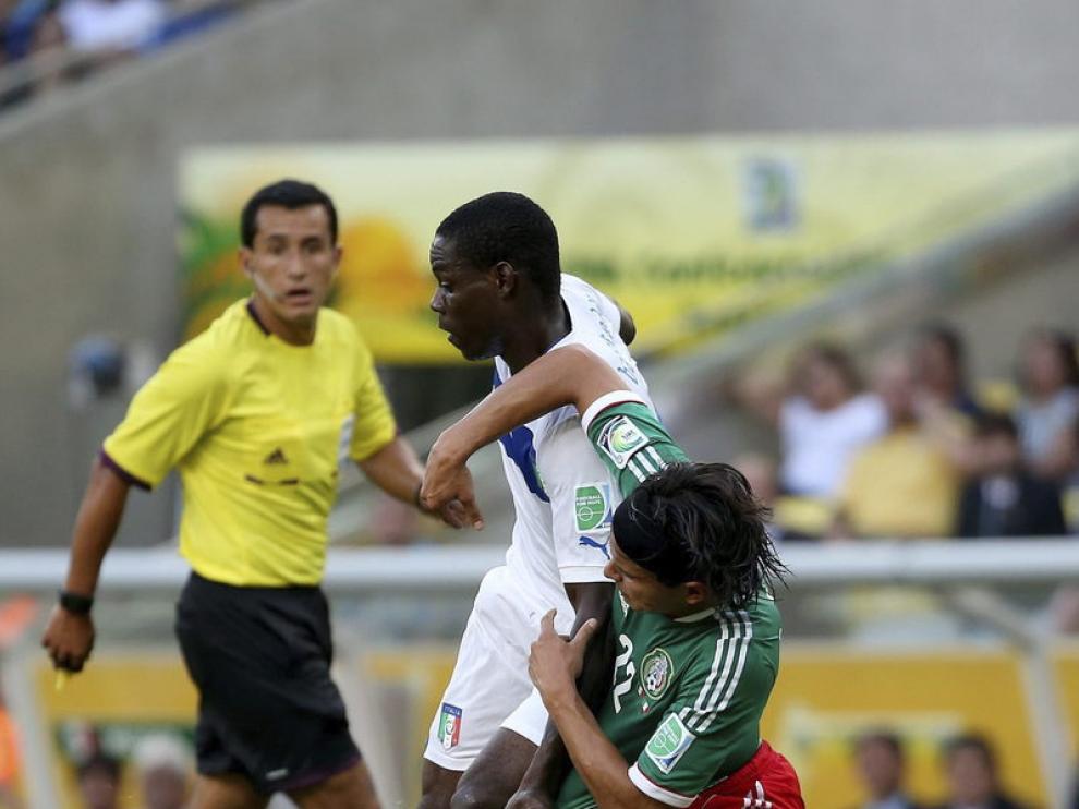 Italia derrota a México