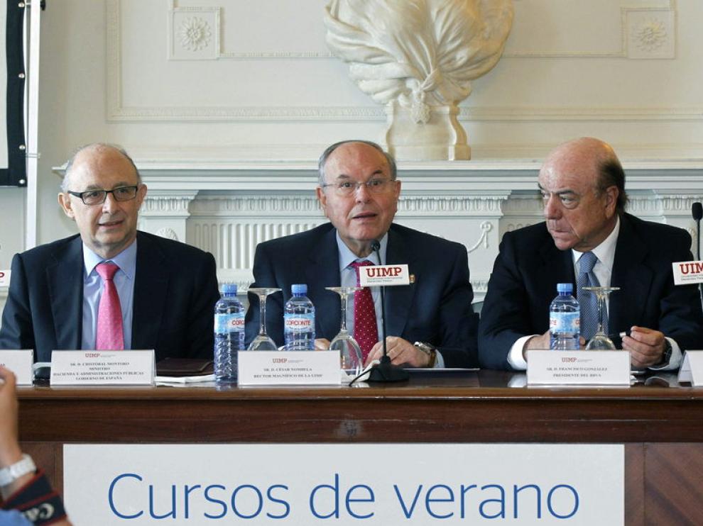 El ministro de Hacienda, el rector de la UIMP y el presidente del BBVA