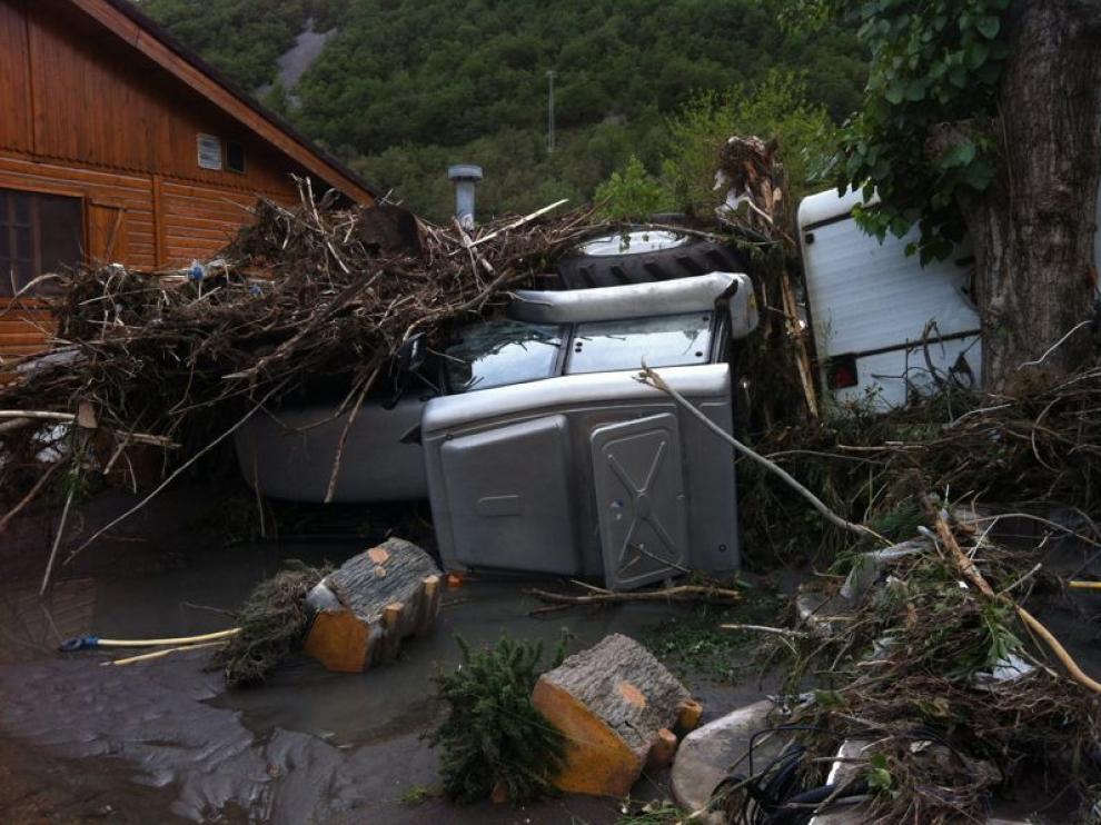 El camping de Castejón de Sos, destrozado