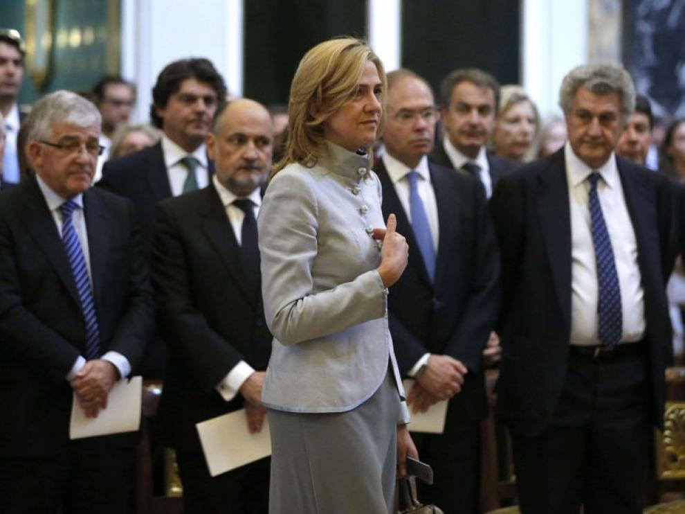 La infanta Cristina ha acudido al homenaje a don Juan, aunque sin su marido