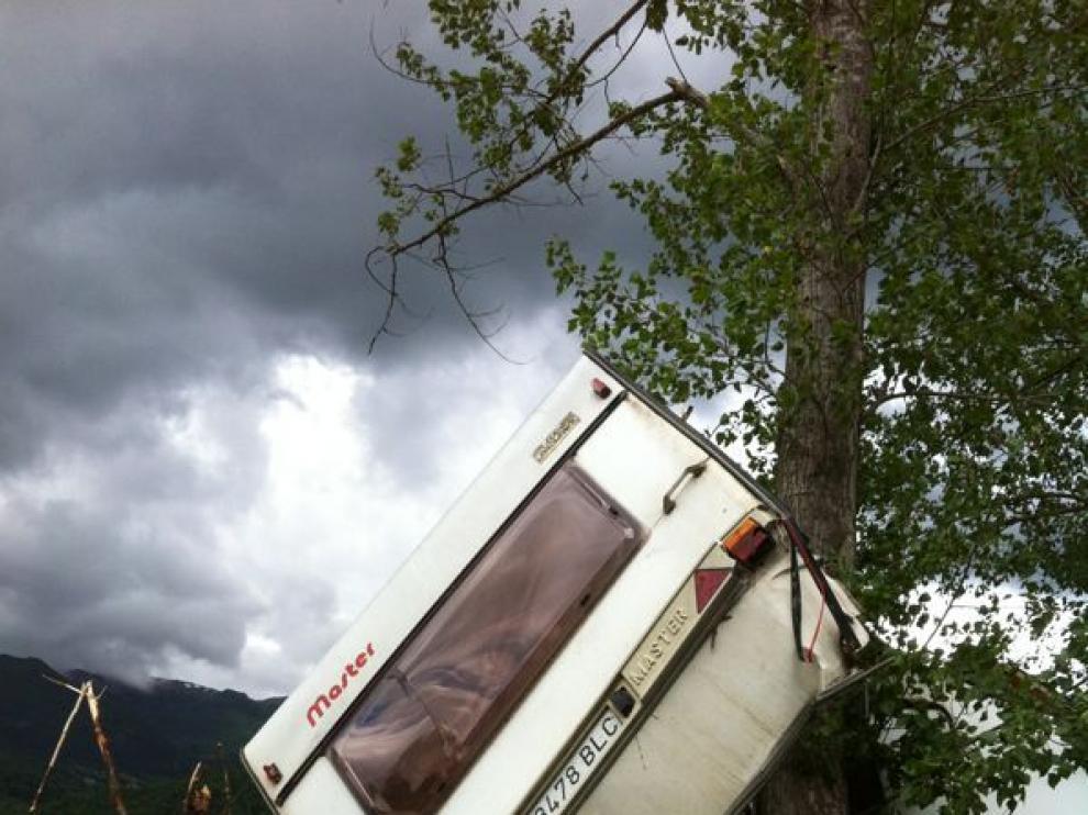 Estado en el que quedó el camping de Castejón de Sos