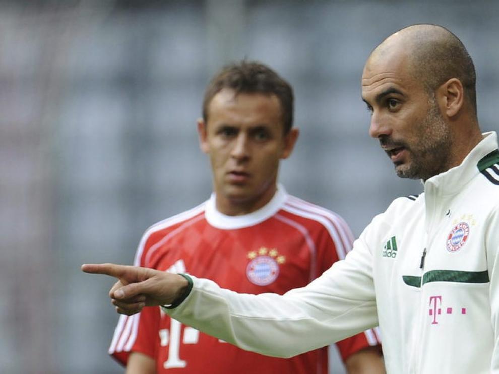 Guardiola, durante su primer entrenamiento con su nuevo club