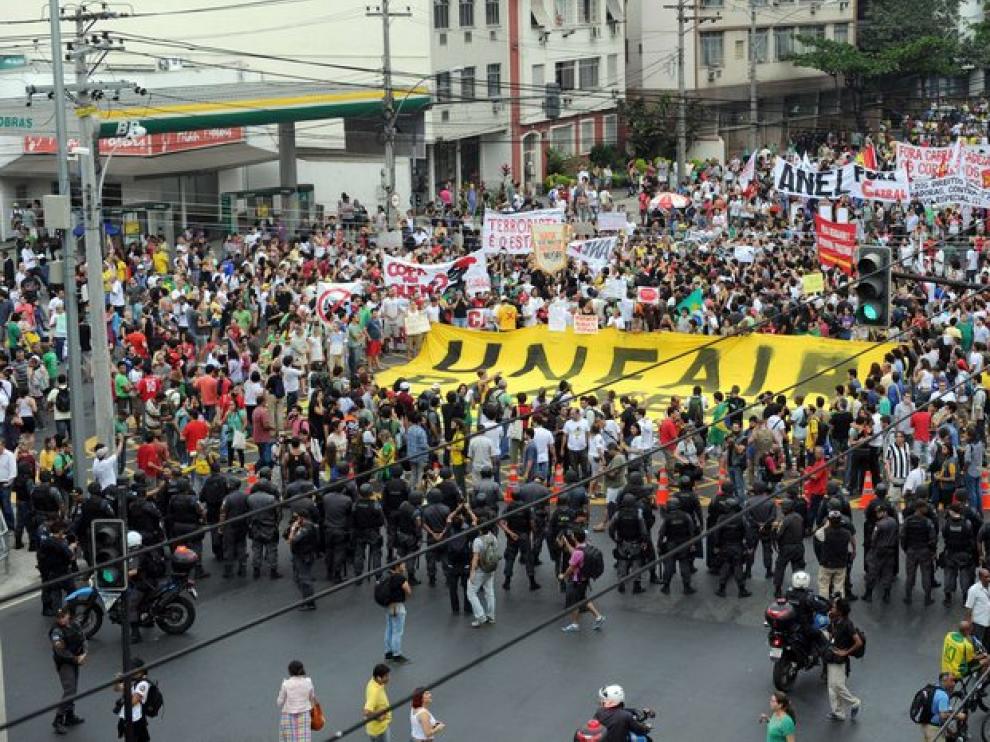 Protestas contra la Copa Confederaciones en Brasil