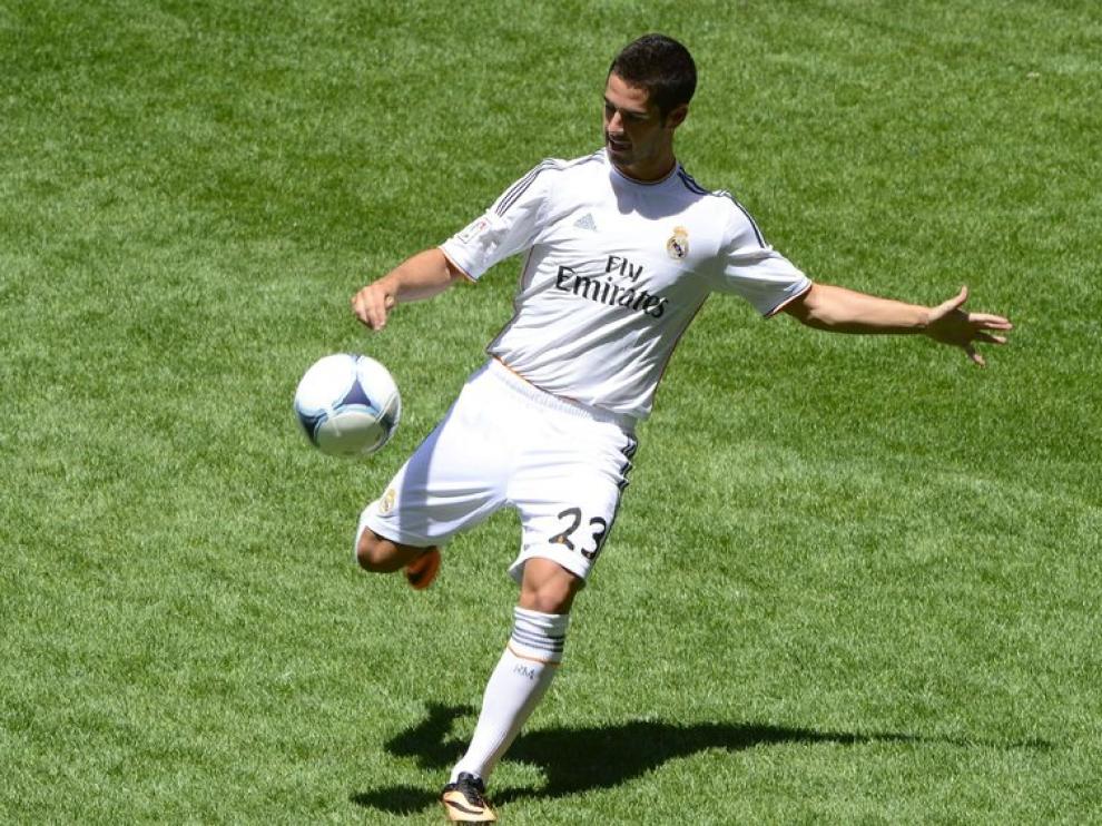 Isco, ya con la camiseta blanca