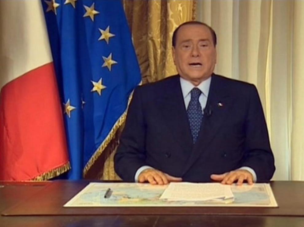 La cadena TG4 retransmitió el vídeo de Berlusconi