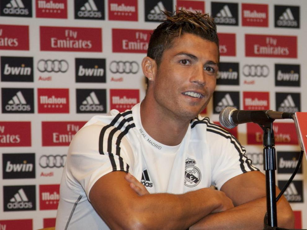 Cristiano Ronaldo en la rueda de prensa en Los Ángeles