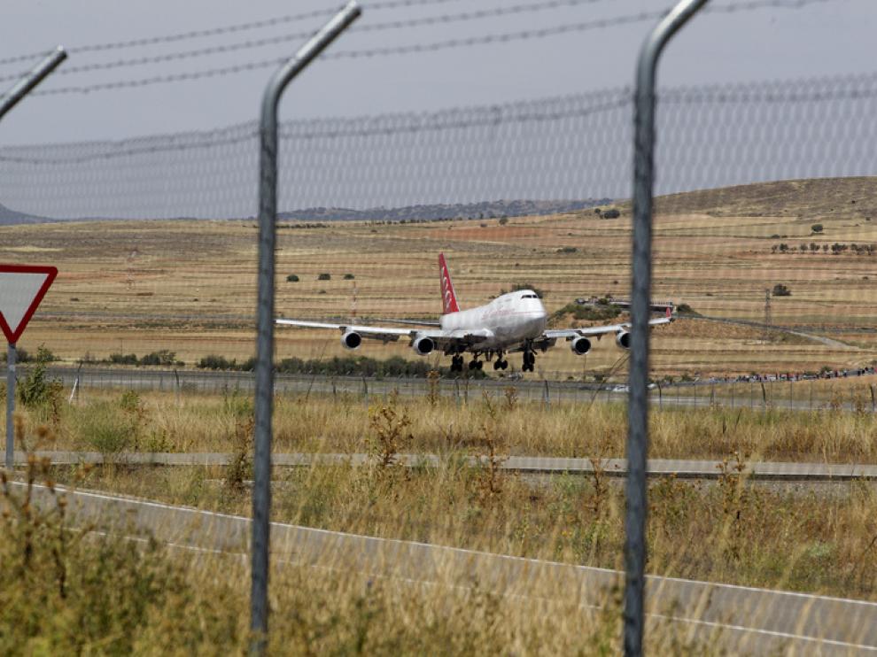 Se realizarán labores de estacionamiento, mantenimiento y reciclado de grandes aeronaves