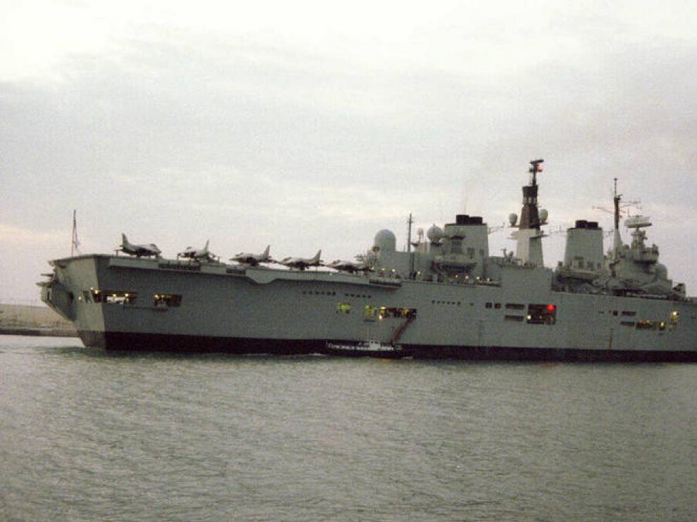 La fragata HMS Westminster, buque insignia del ejército británico